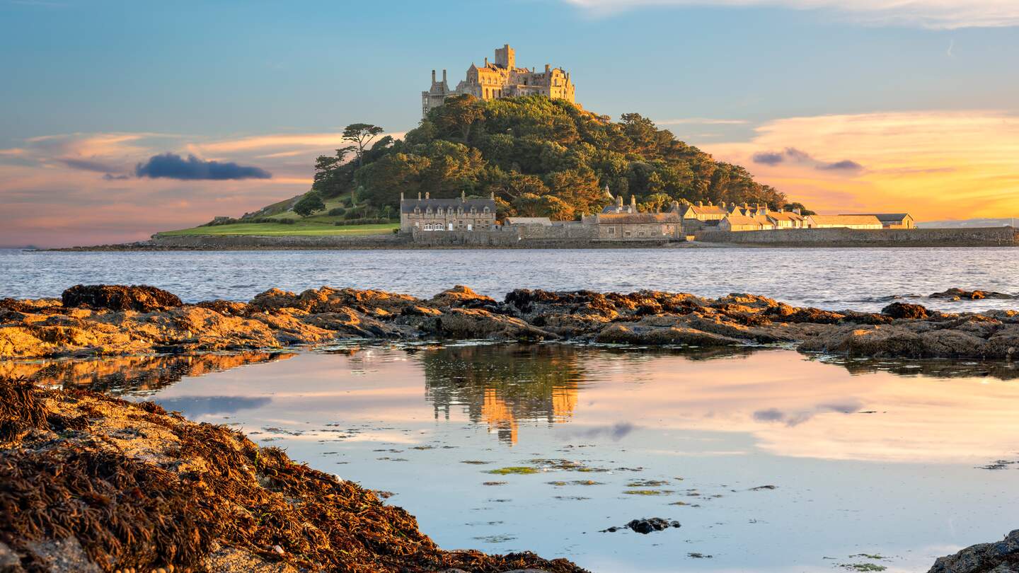 Ein Sonnenuntergang in Cornwall | © GettyImages.com/Valery Egorov Landschaft in Cornwall | © GettyImages.com/Valery Egorov
