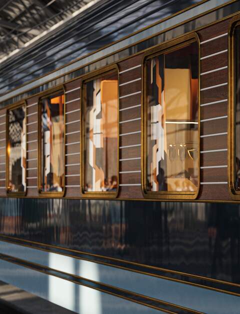 La Dolce Vita Orient Express Ansicht vom Zug im Bahnhof | © Orient Express SAS La Dolce Vita Orient Express Zug im Bahnhof | © Orient Express SAS