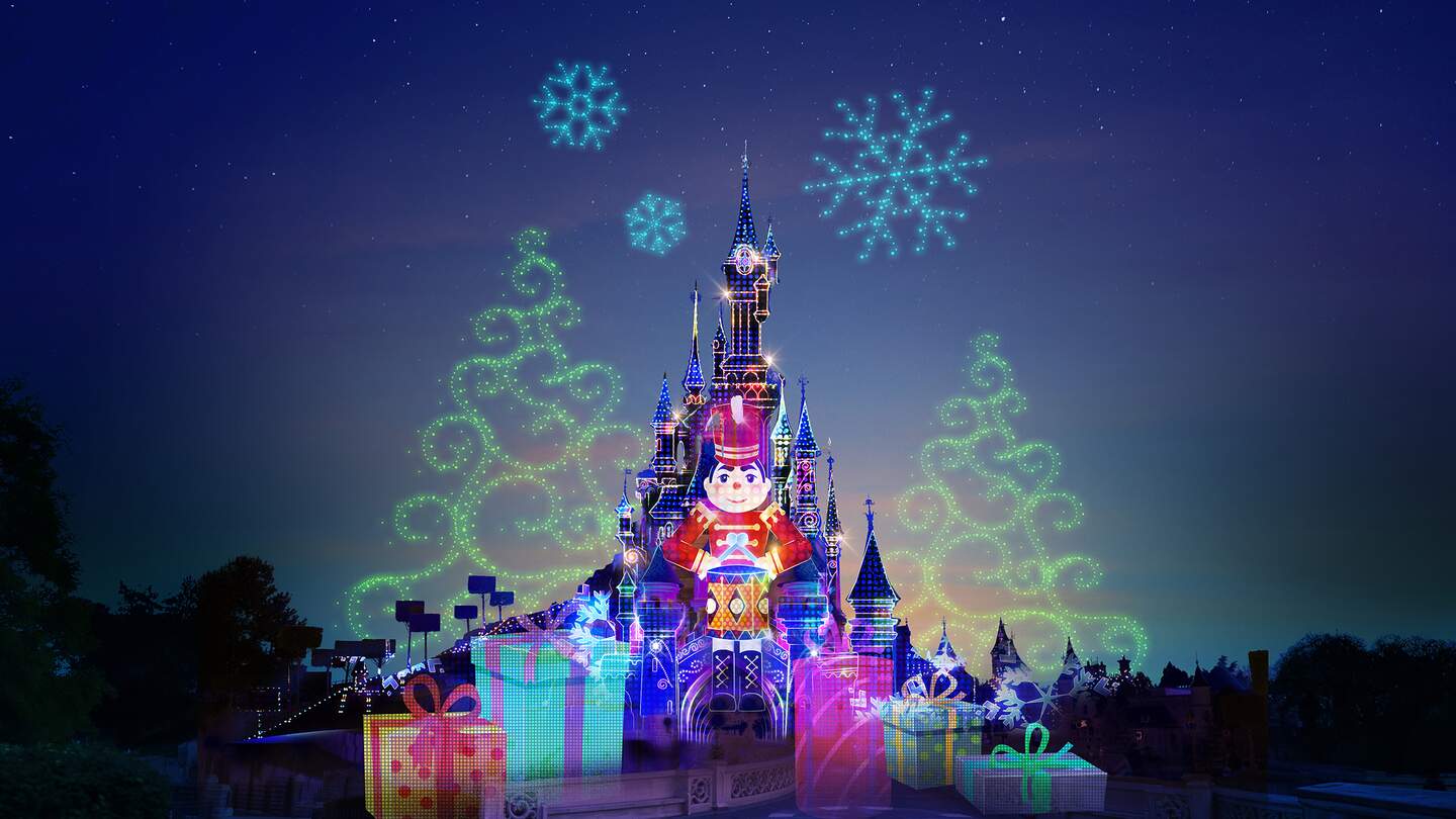 Disneyland-Paris-Weihnachten-Schloss | © Disney