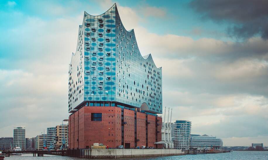 Moderne Gebaude am Hafencity | © besti_va