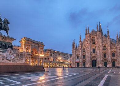 Die Piazza del Duomo und die Kathedrale bei Sonnenaufgang | © Gettyimages.com/Krivinis