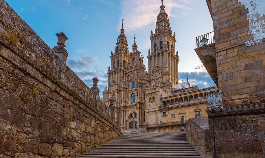 Kathedrale von Santiago de Compostela, Galicien, Spanien | © Gettyimages.com/samael334