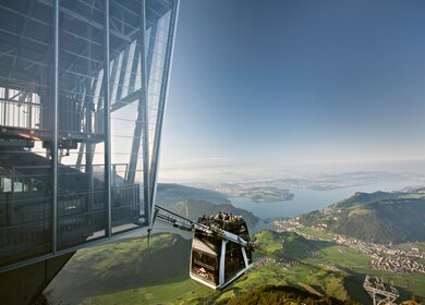 CabriO-Luftseilbahn auf dem Stanserhorn in der Vierwaldstättersee Region der Zentralschweiz | © Stanserhorn Bahn/Robin GIlli  