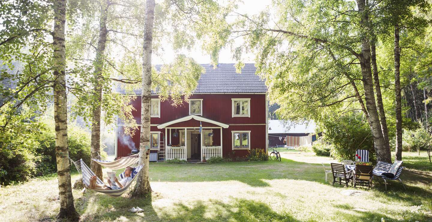 Ein typisches Schwedenhaus bei einer Urlaubsreise in Schweden | © DorisBeling/imagebank.sweden.se