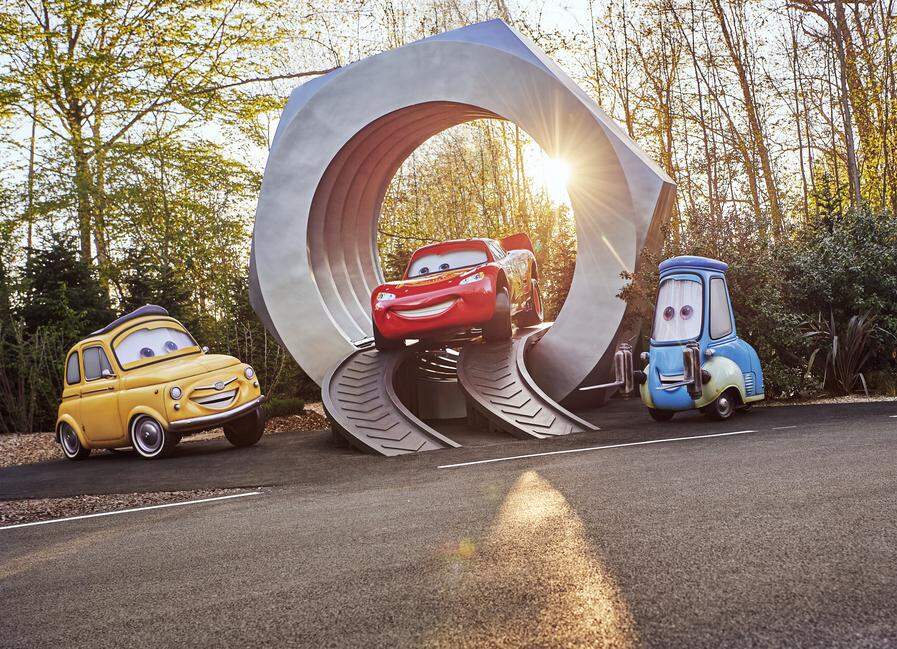 Attraktion Cars Road Trip mit Lightning McQueen in Walt Disney Studios ® Park | © ©Disney/© 2024 Pixar