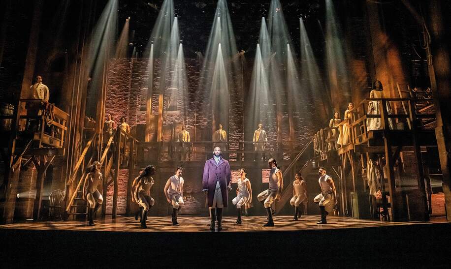 Szenenbild vom Song Alexander Hamilton aus dem Musical Hamilton | © JohanPersson