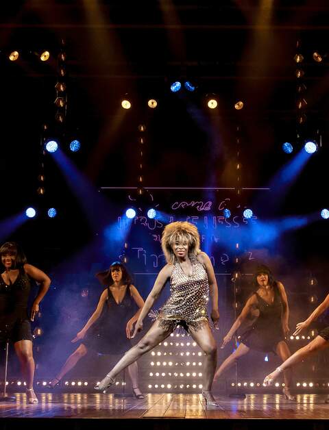 Szenenbild vom Finale mit Dorothea Fletcher als Tina Turner aus Tina - Das Tina Turner Musical | © Stage Entertainment/Moris Mac Matzen